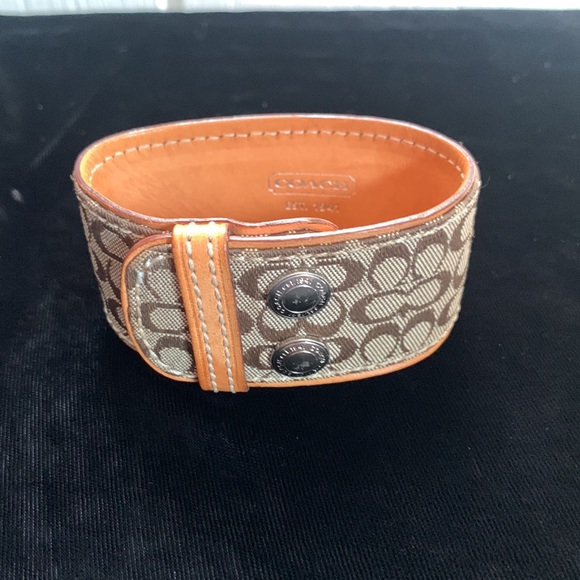 Coach Bracelet - Picture 13 of 13